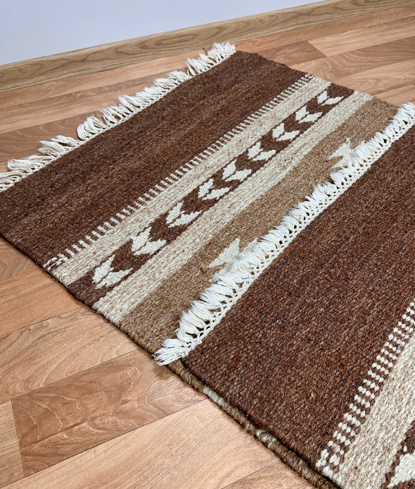 Vintage Killim's flat-weave Rug in Beige & Brown Velour Haven