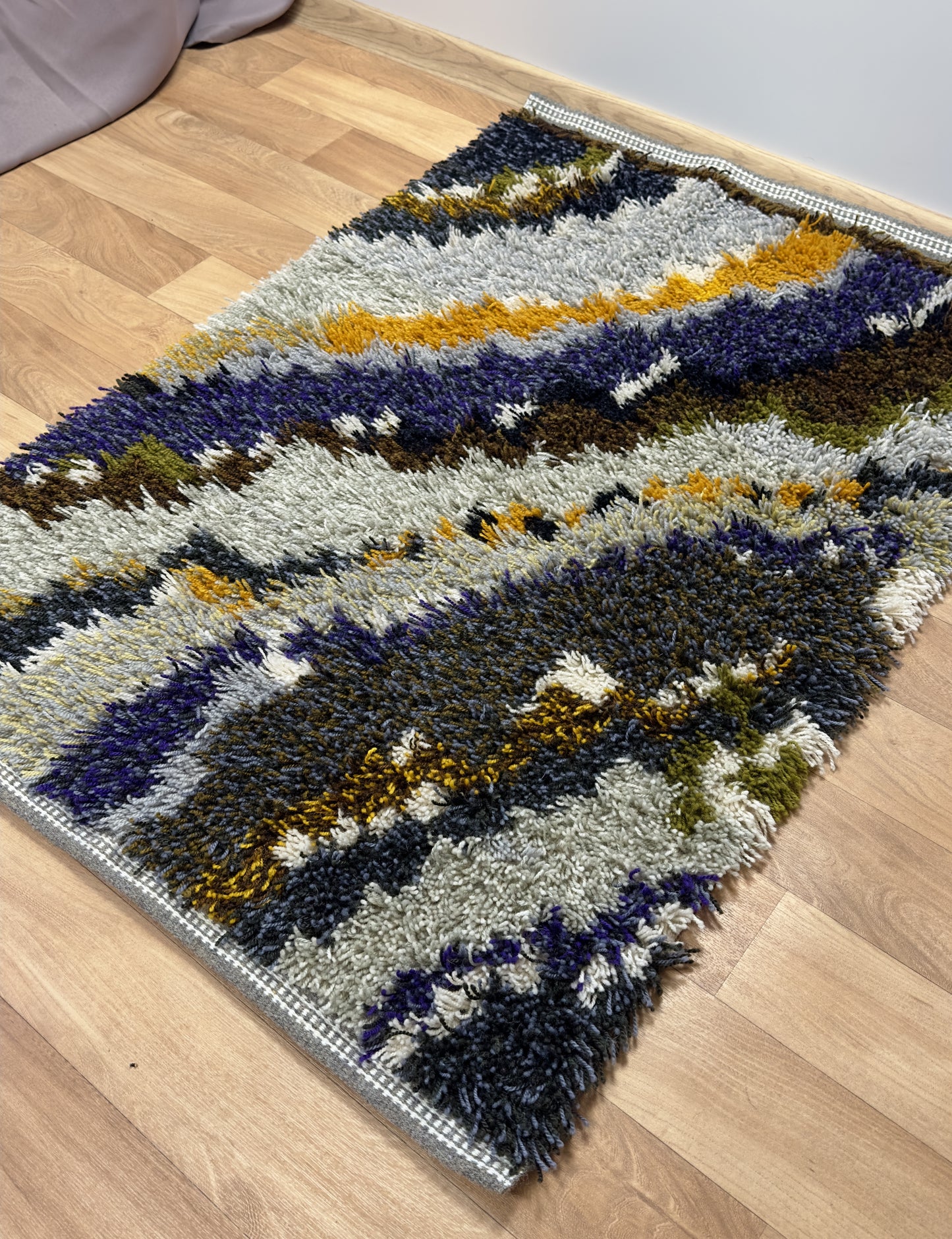 Abstract Vintage Rya Rug | 2'7 x 3'6 Velour Haven