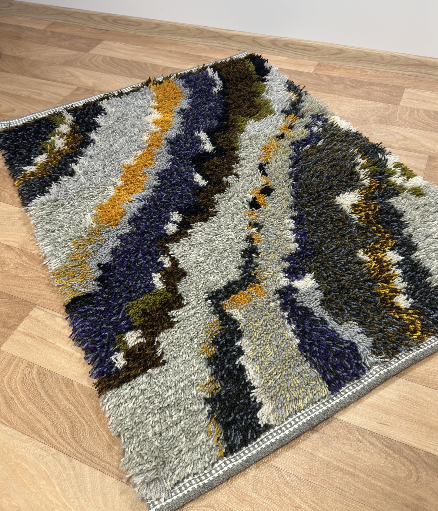 Abstract Vintage Rya Rug | 2'7 x 3'6 Velour Haven