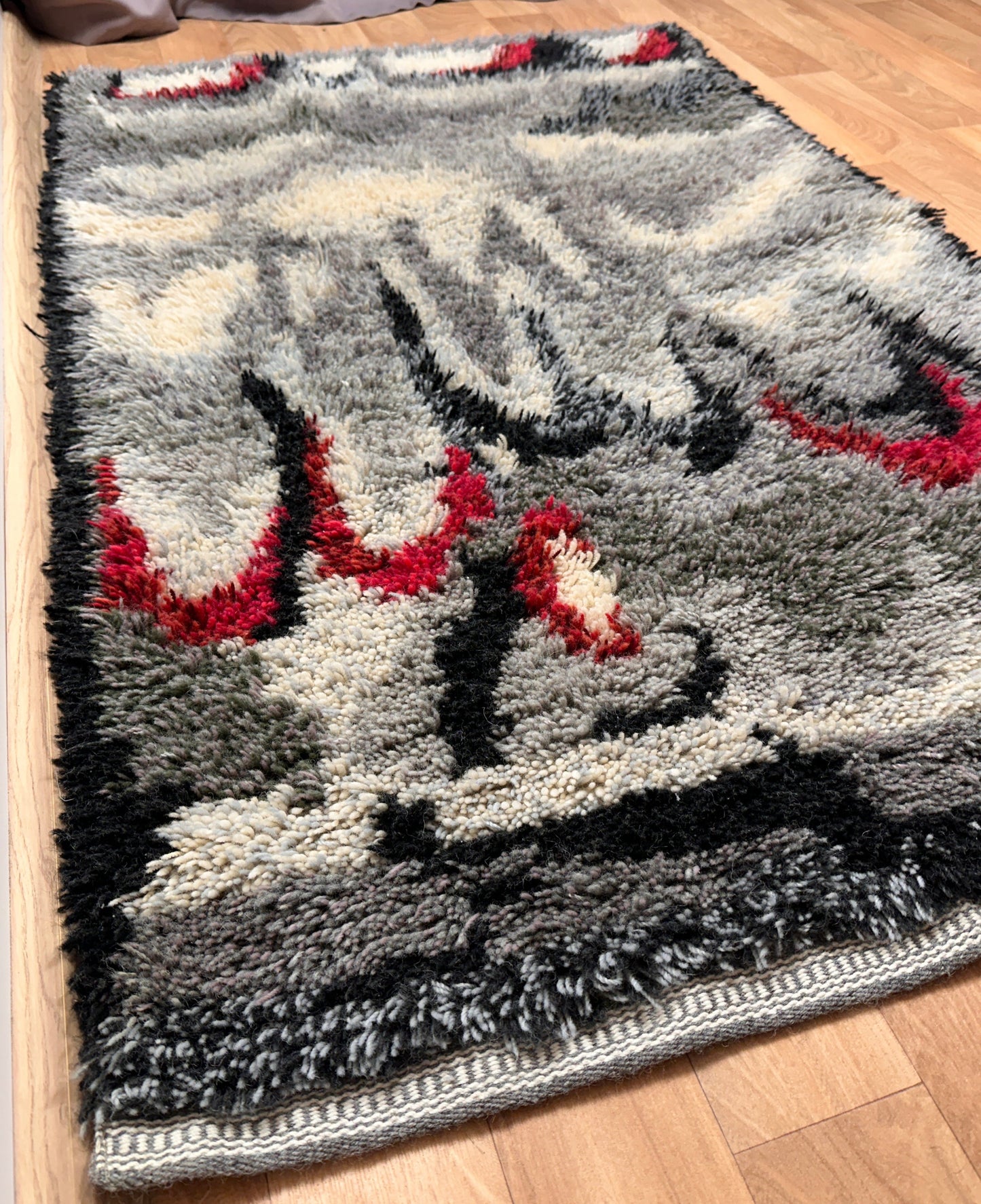 Abstract Vintage Rya Rug | 2'11 x 4'6 Velour Haven