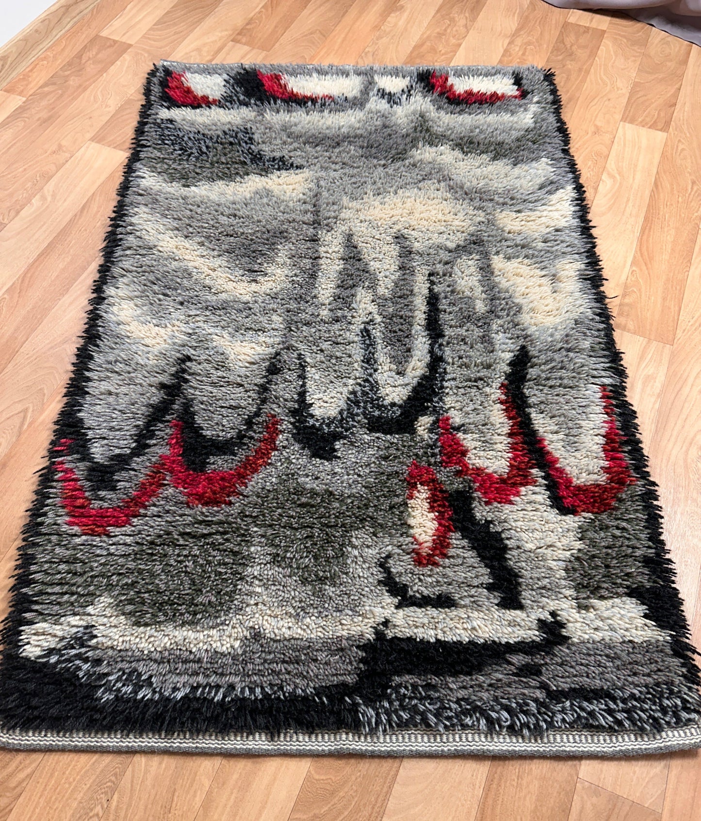 Abstract Vintage Rya Rug | 2'11 x 4'6 Velour Haven