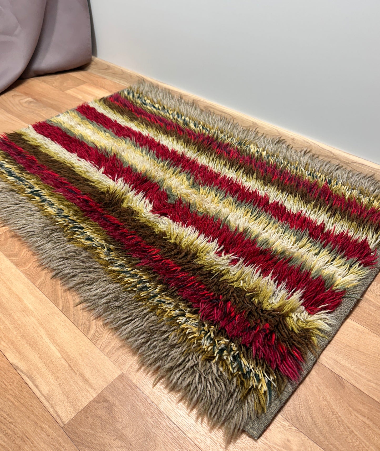 Vintage Swedish Rya Rug | 2'1 x 3'1 Velour Haven