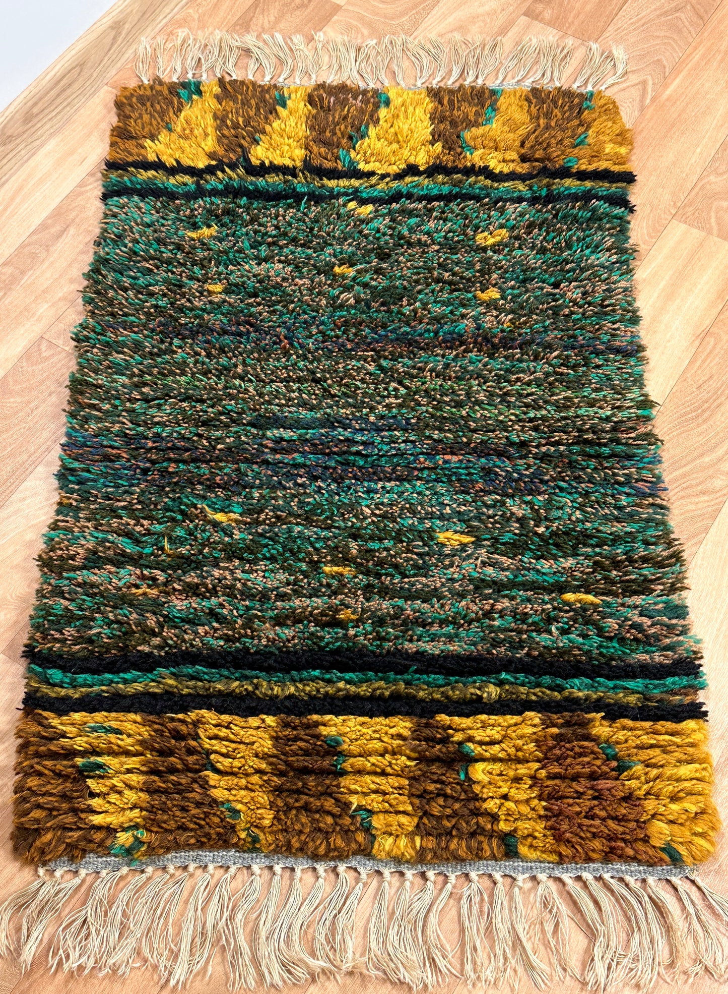 Vintage Rya Rug - Textured Green & Gold | 2'0 x 3'6 Velour Haven
