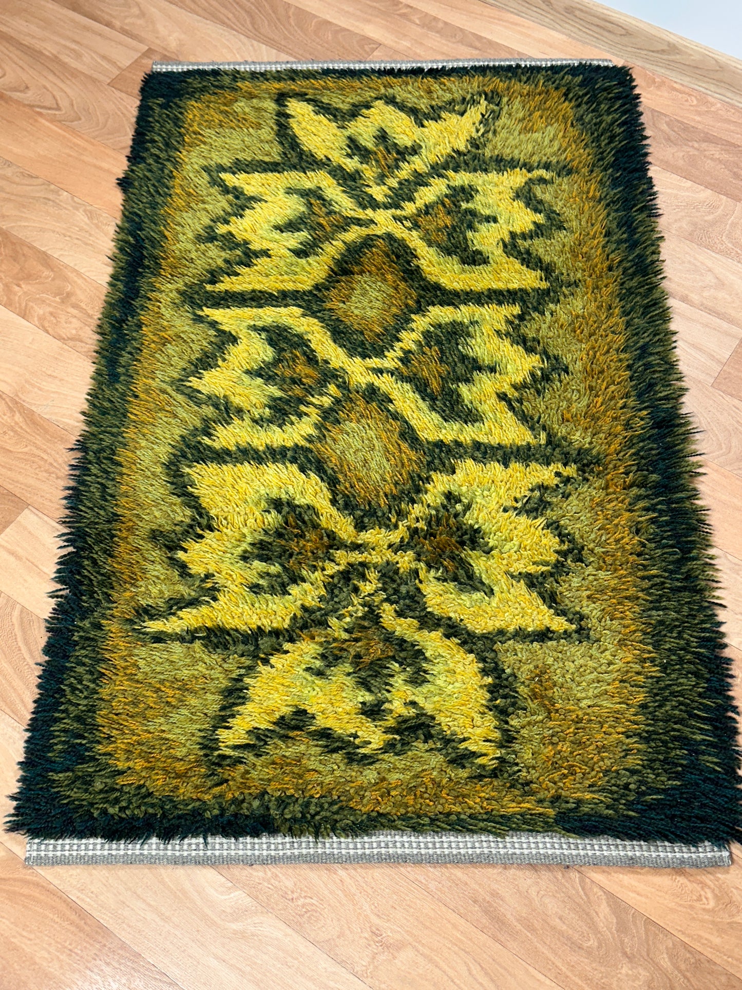 Green Vintage Rya Rug | 2'5 x 3'10 Velour Haven