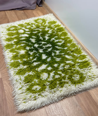 Vintage Rya Rug - Green & White | 2’1 x 3’5 Velour Haven