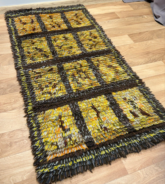 Scandinavian Rya Rug - Geometric Pattern | 1’11 x 3’10 Velour Haven
