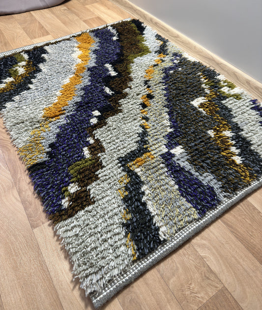 Abstract Vintage Rya Rug | 2'7 x 3'6 Velour Haven