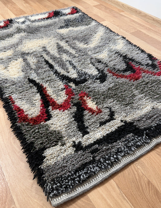 Abstract Vintage Rya Rug | 2'11 x 4'6 Velour Haven