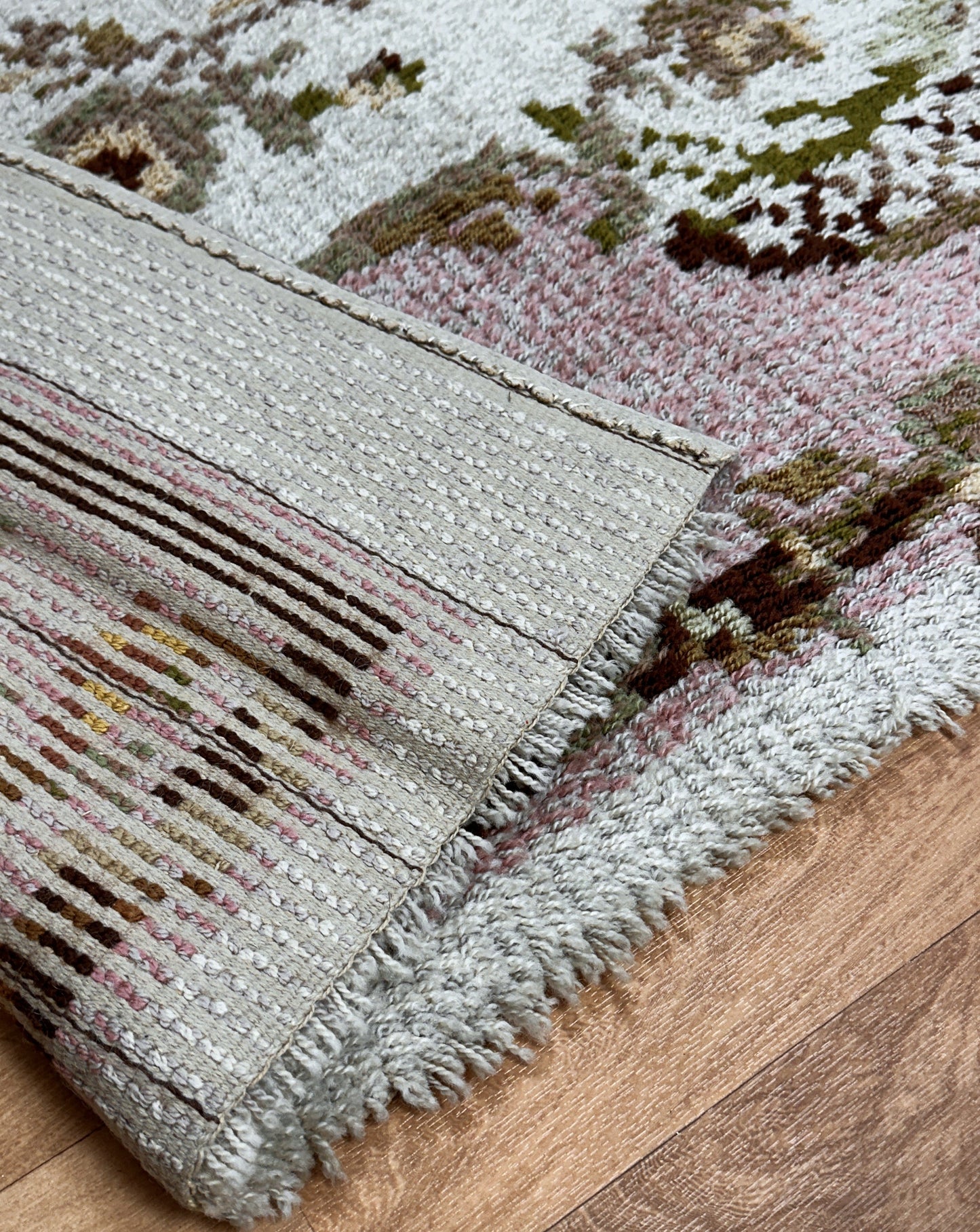 Swedish Vintage Rya Rug - Pink & Gray | 3'3 x 5'2 Velourhaven